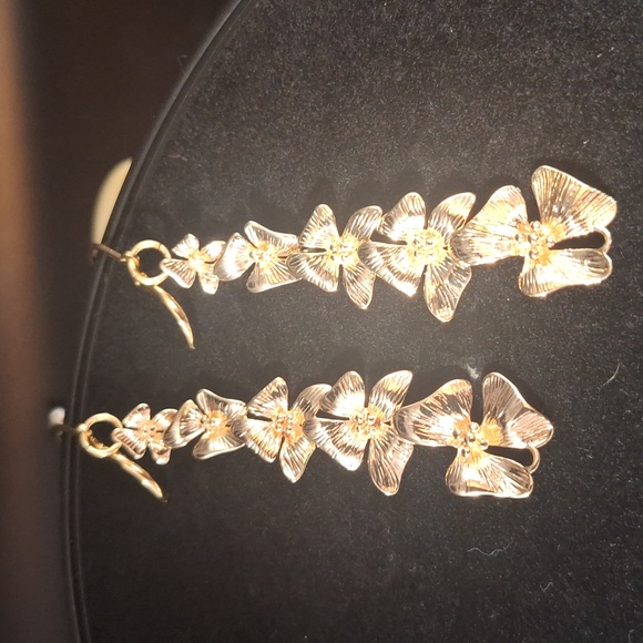 Handmade 18 Caret Gold Plated Earrings - Picture 1 of 2